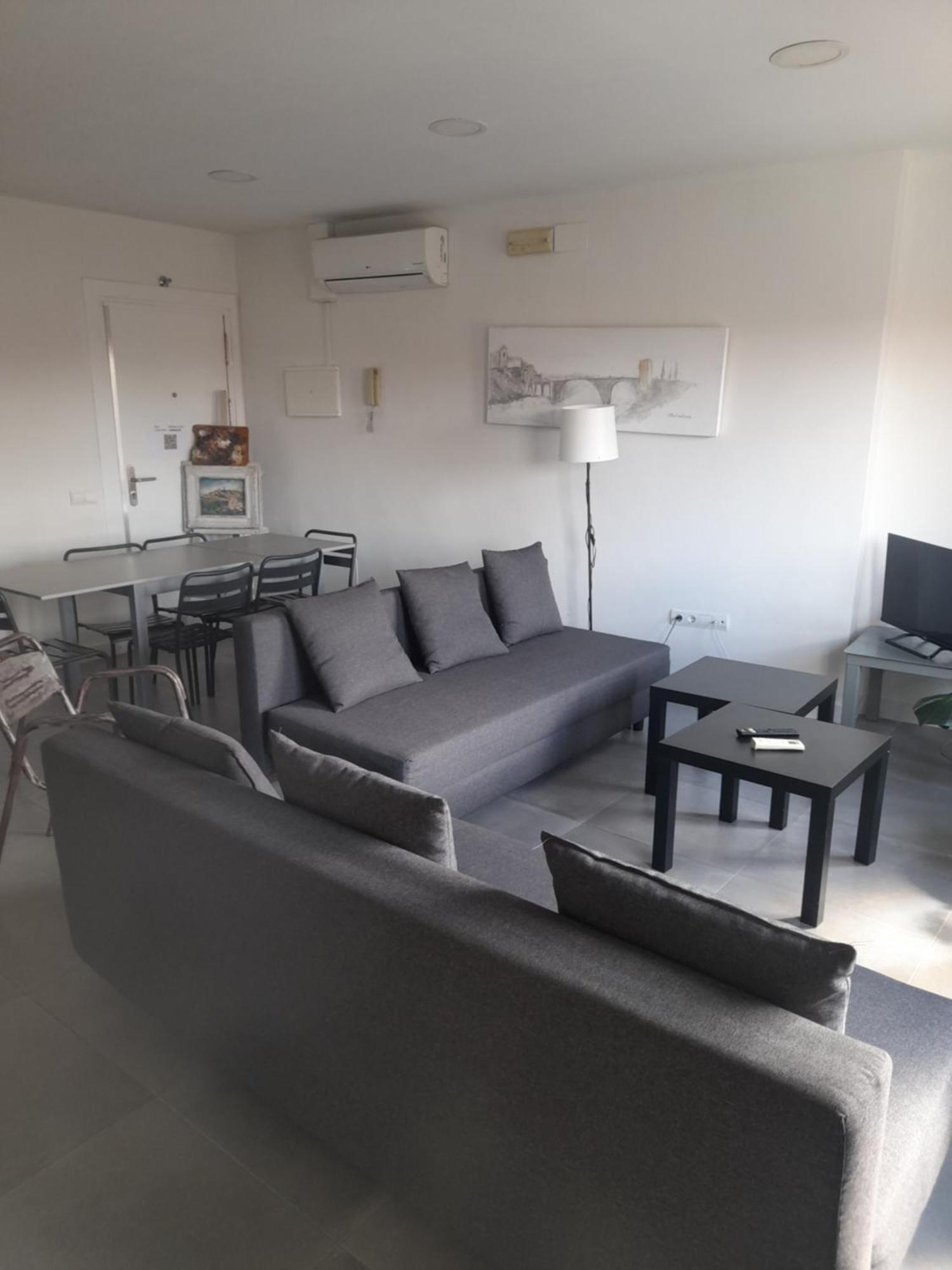Toletum Low Cost Lofts Diafanos O 2Dormitorios Parking Municipal Gratis Al Aire Libre A 100M Толедо Экстерьер фото