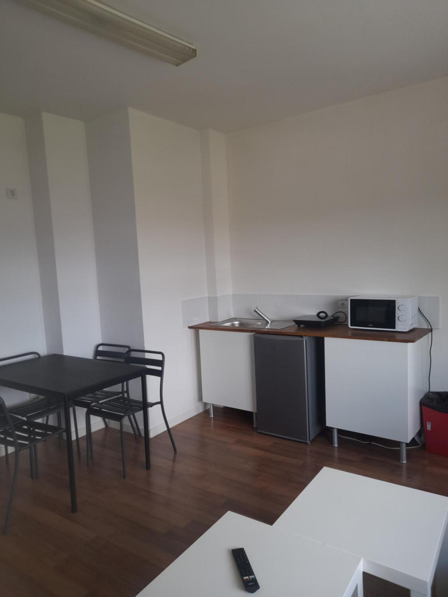 Toletum Low Cost Lofts Diafanos O 2Dormitorios Parking Municipal Gratis Al Aire Libre A 100M Толедо Экстерьер фото